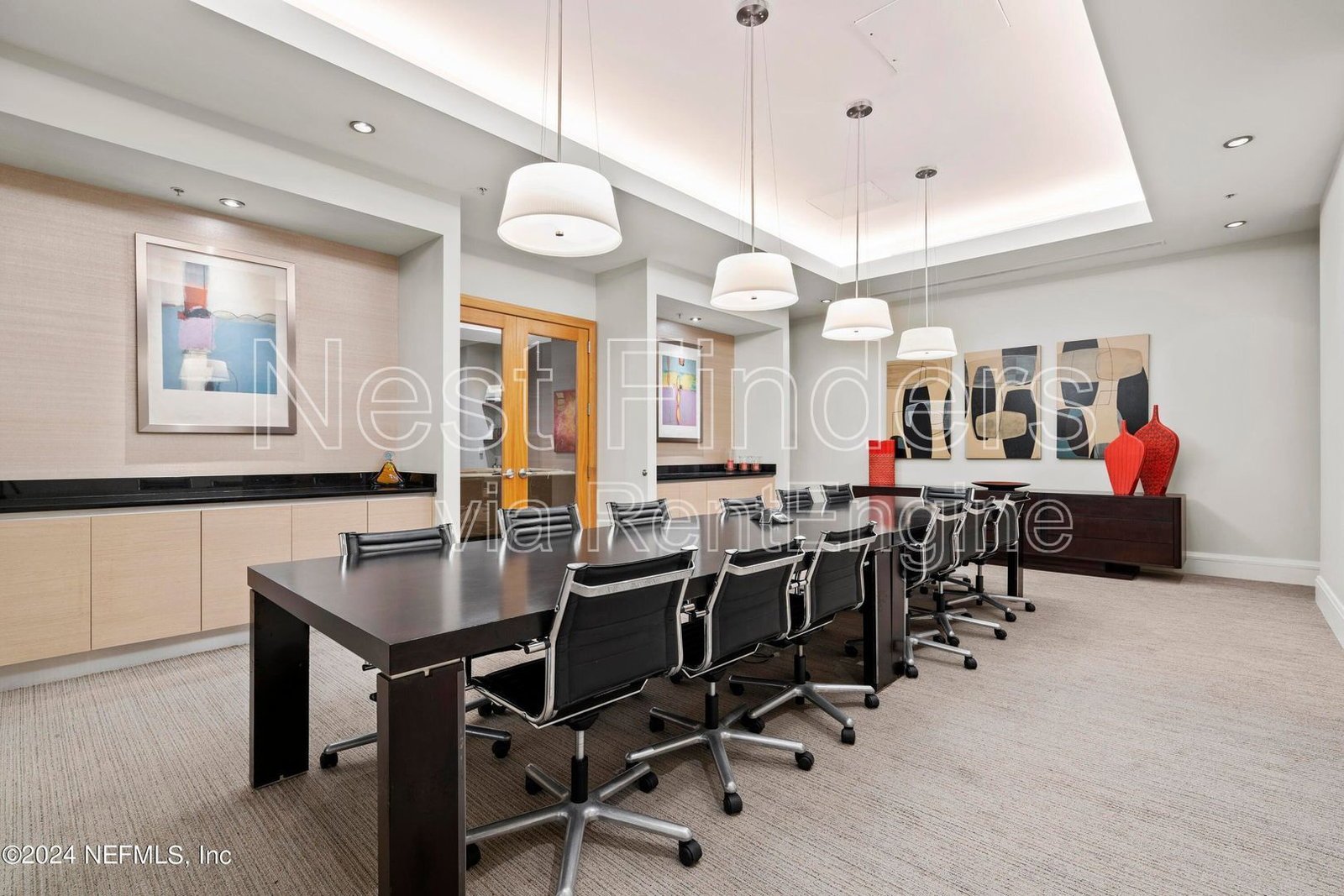 Stunning condo for rent at The Peninsula! property image