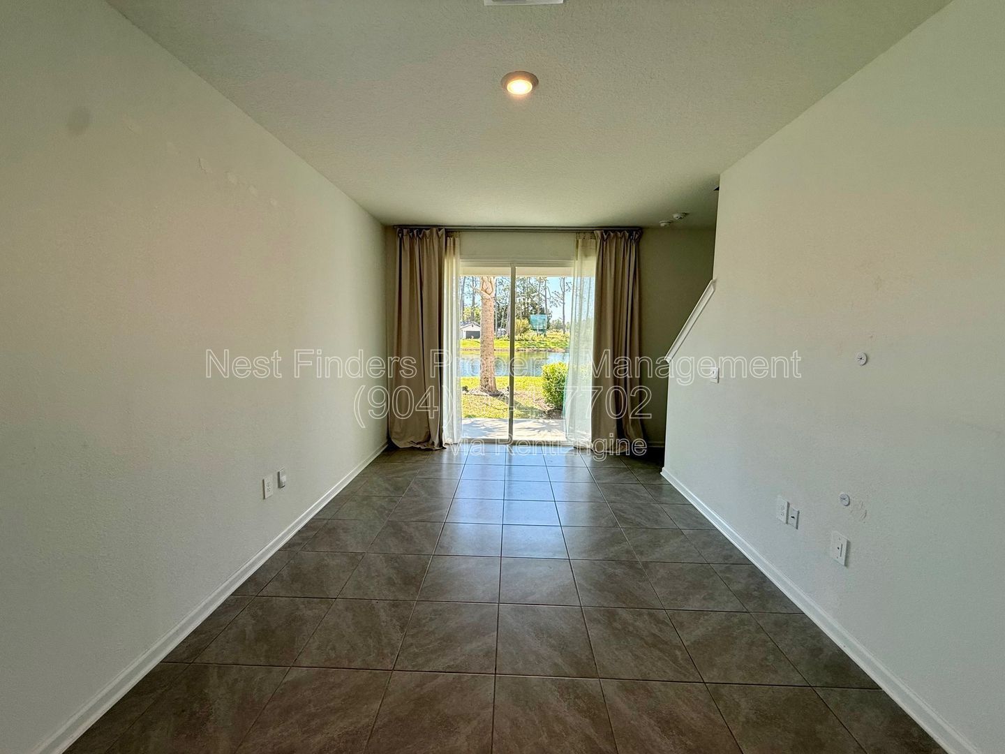 Beautiful Townhome in Stokes Landing – Just Minutes from Historic St. Augustine! property image