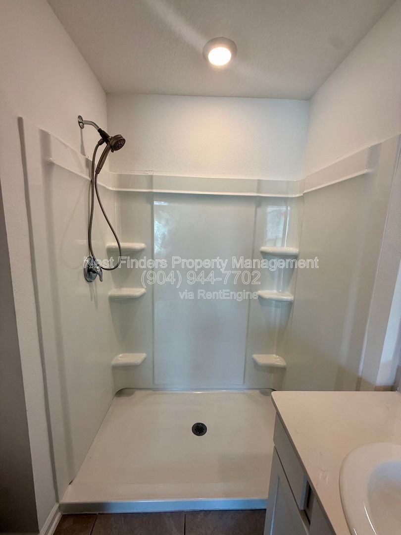 Beautiful Townhome in Stokes Landing – Just Minutes from Historic St. Augustine! property image