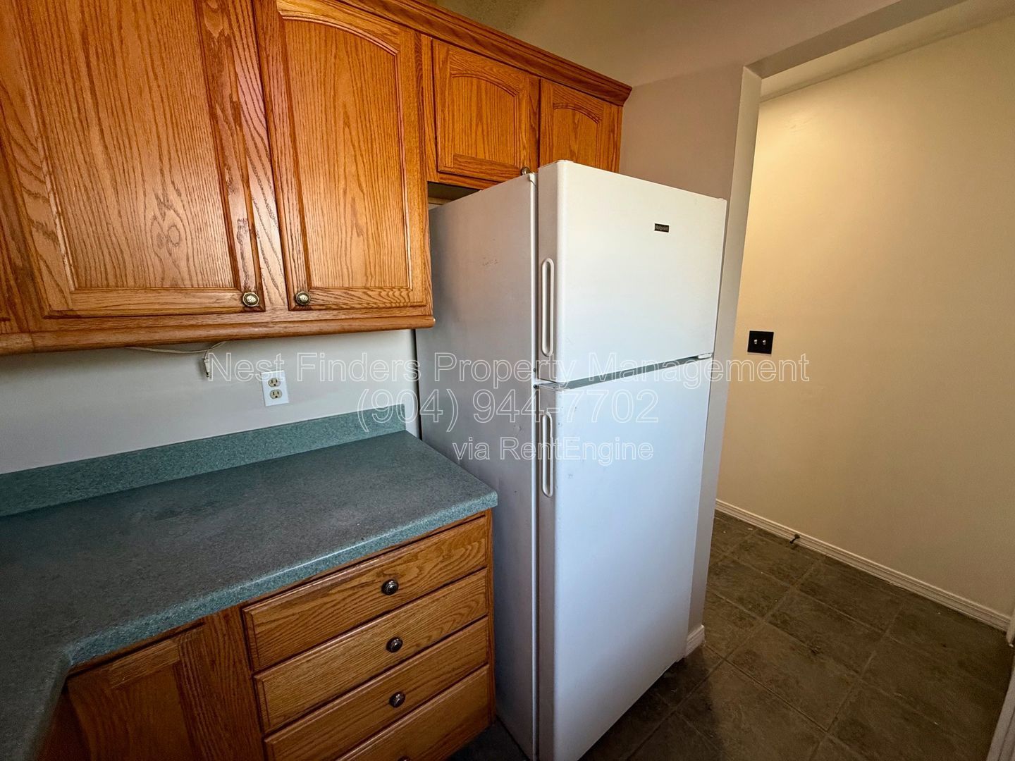 Charming 2-bedroom, 1-bath duplex offering just under 1,000 sq. ft. of comfortable living space. property image