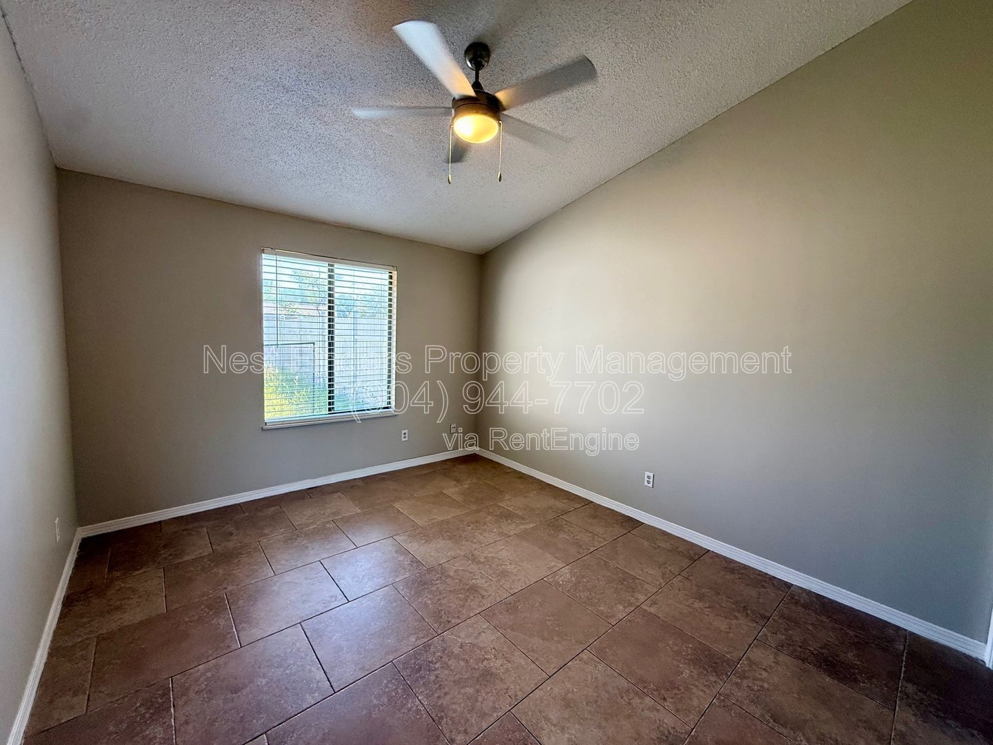 Charming 2-bedroom, 1-bath duplex offering just under 1,000 sq. ft. of comfortable living space. property image