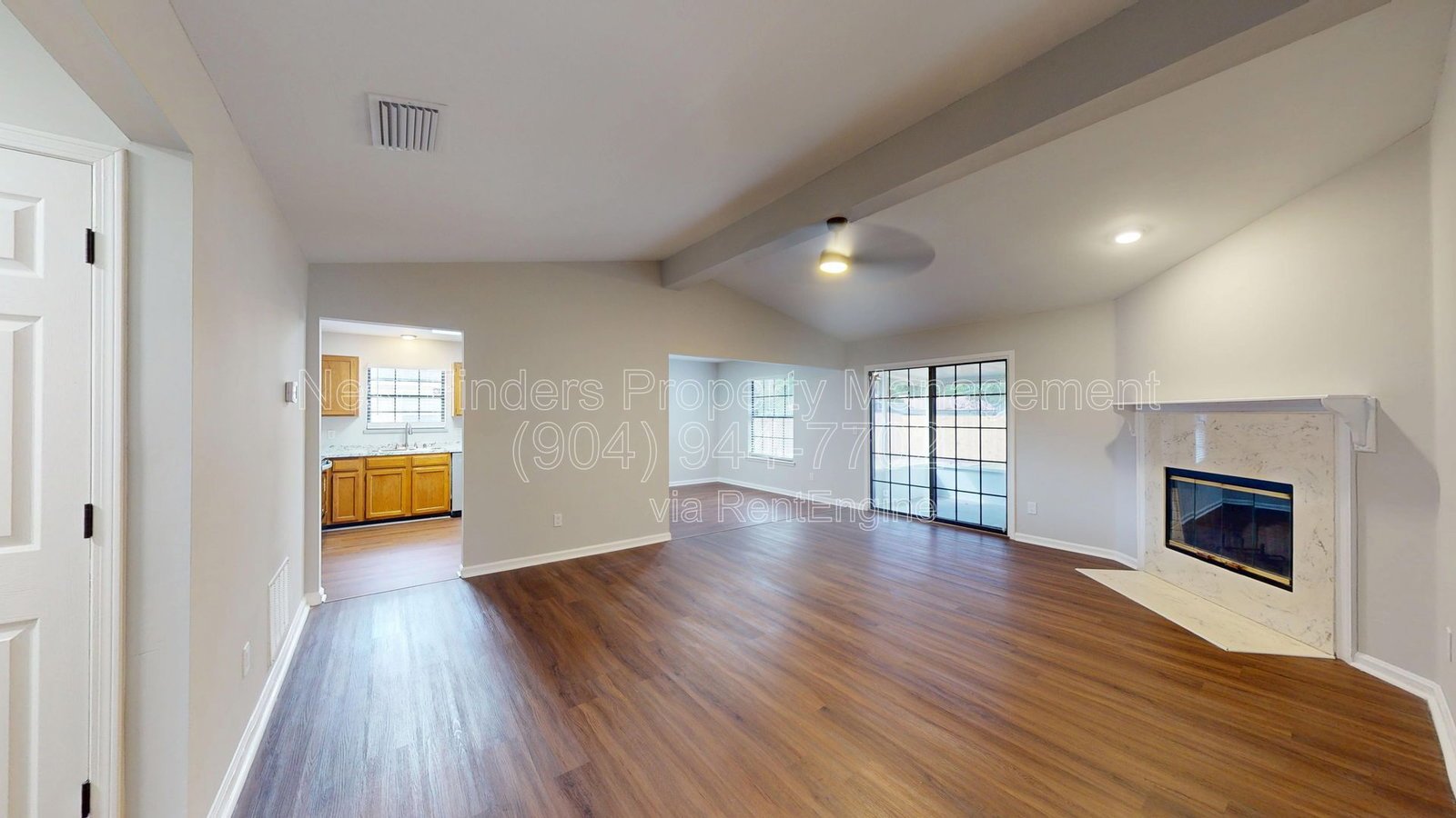Conveniently located to town and Beaches property image