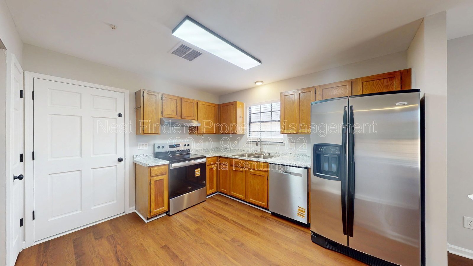 Conveniently located to town and Beaches property image