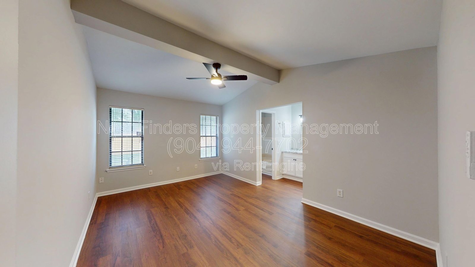 Conveniently located to town and Beaches property image