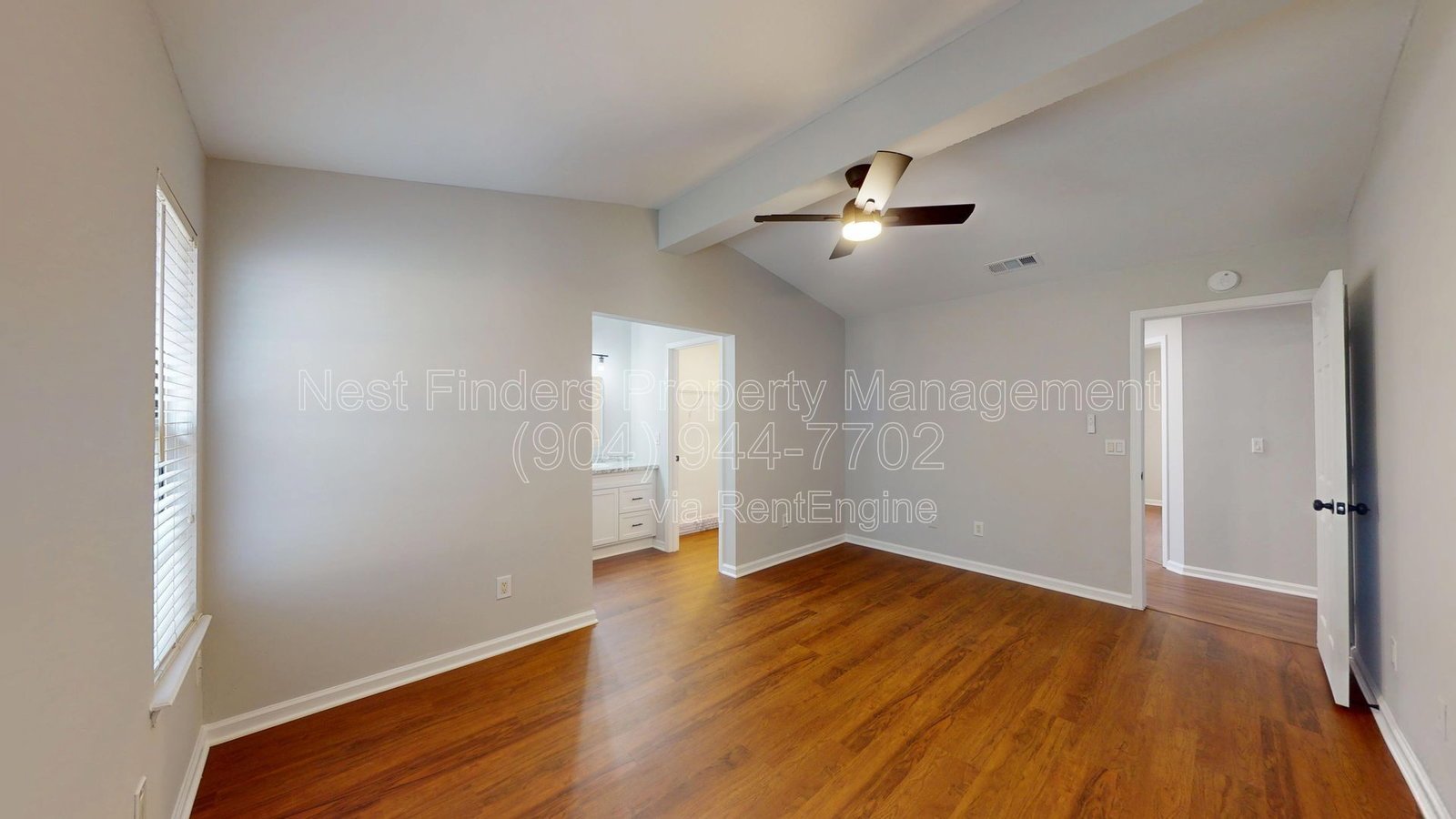 Conveniently located to town and Beaches property image