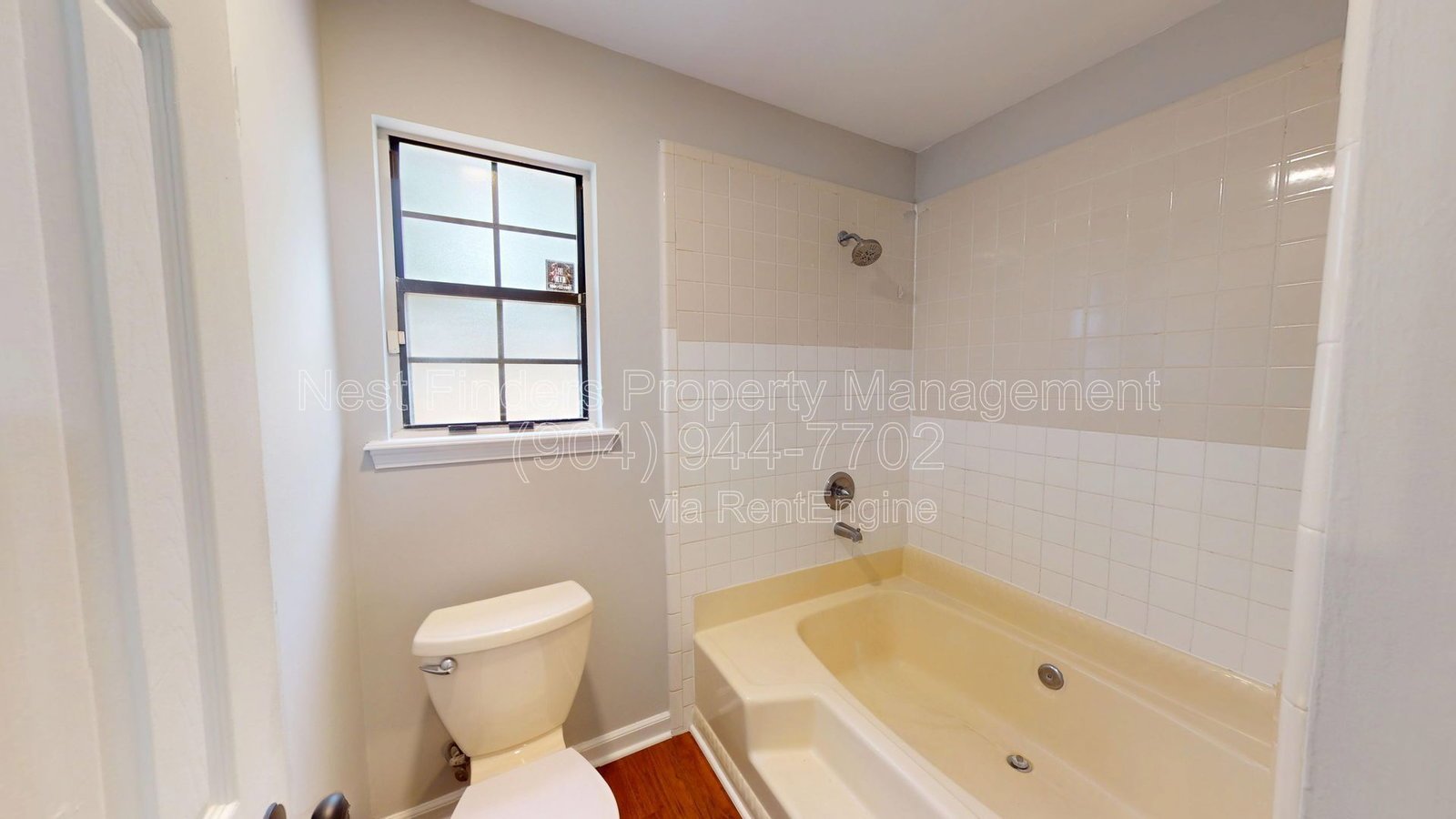 Conveniently located to town and Beaches property image