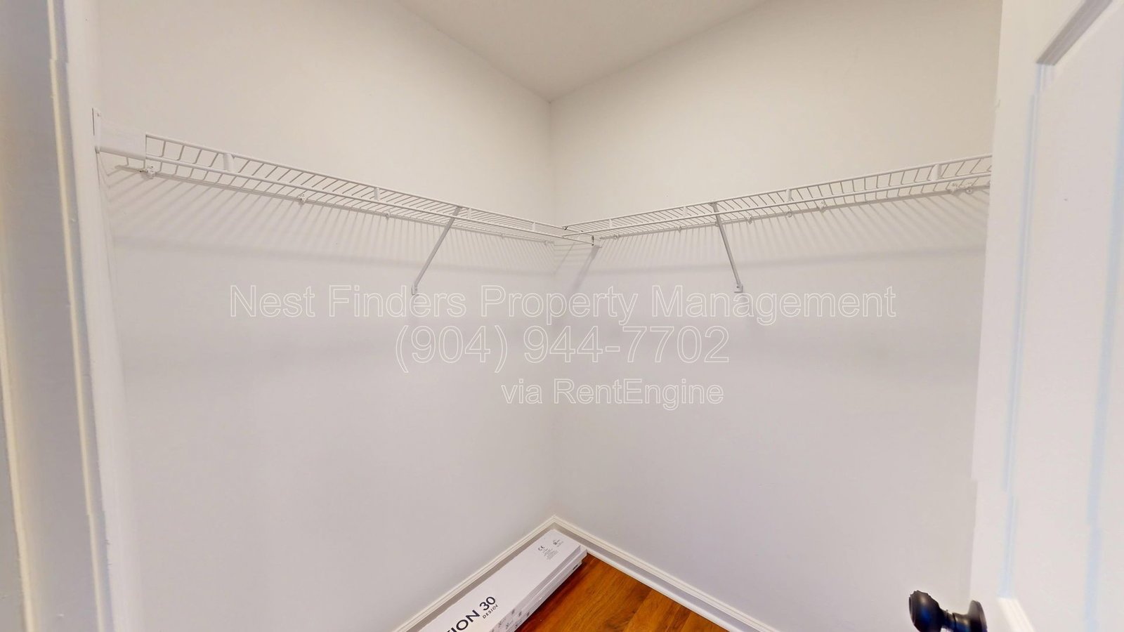 Conveniently located to town and Beaches property image