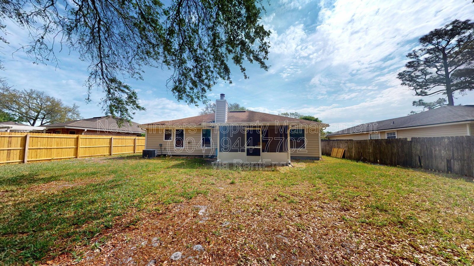 Conveniently located to town and Beaches property image