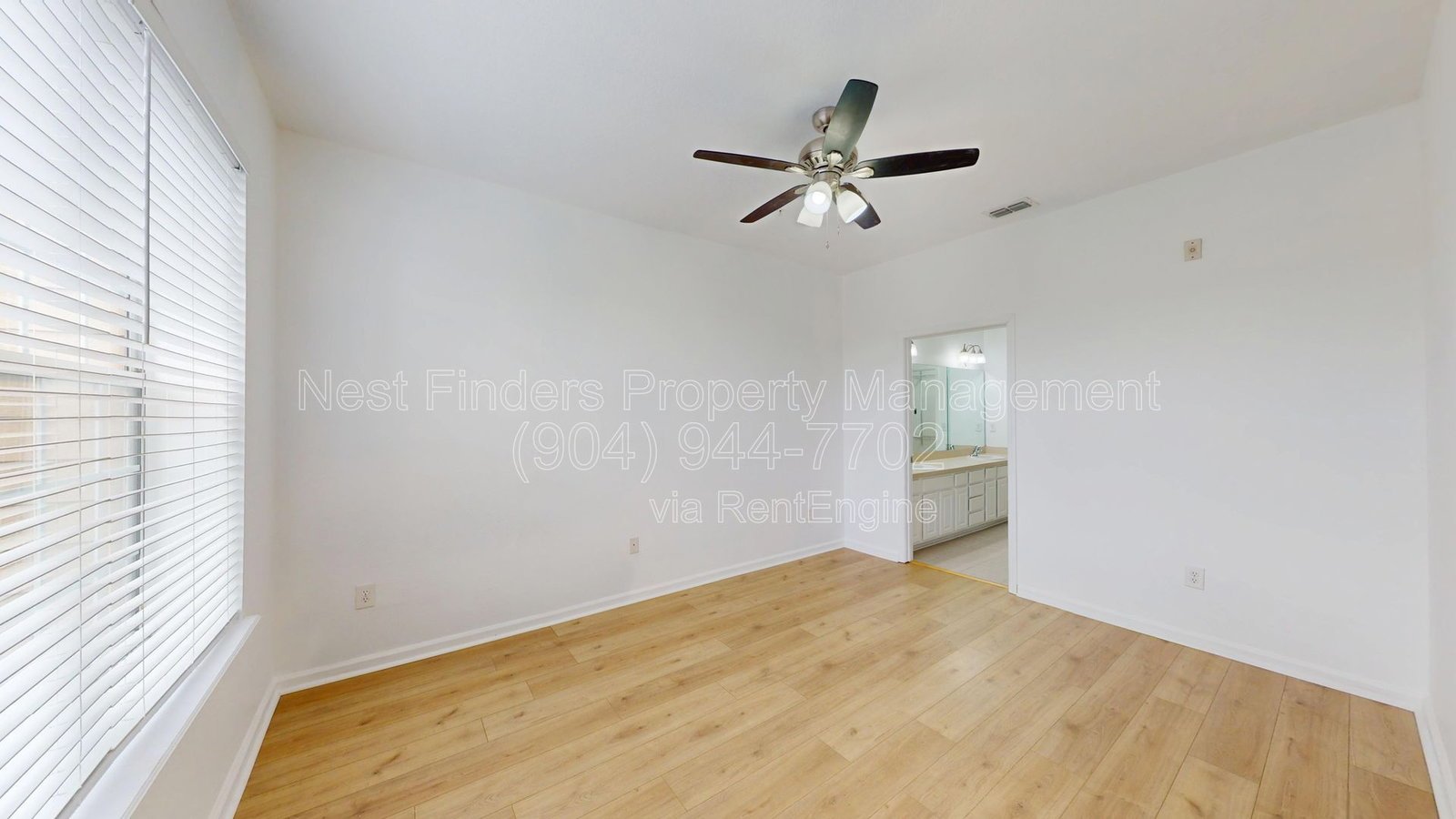 Beautiful 2-bedroom, 2-bathroom condo located in the highly desirable Campfield community. property image