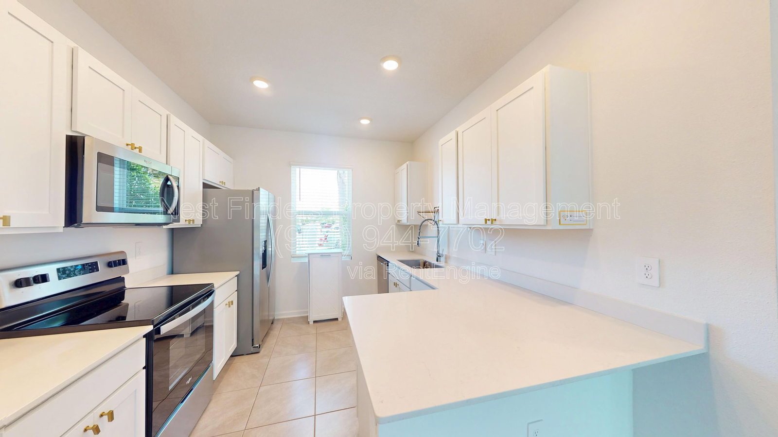 Beautiful Townhome in Stokes Landing – Just Minutes from Historic St. Augustine! property image