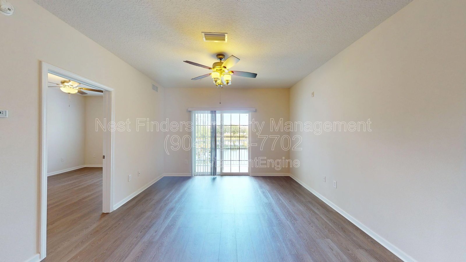 Beautiful and well-maintained condo with a gorgeous view is available now for immediate occupancy! property image