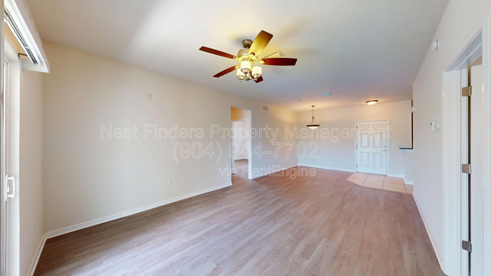 Beautiful and well-maintained condo with a gorgeous view is available now for immediate occupancy! property image