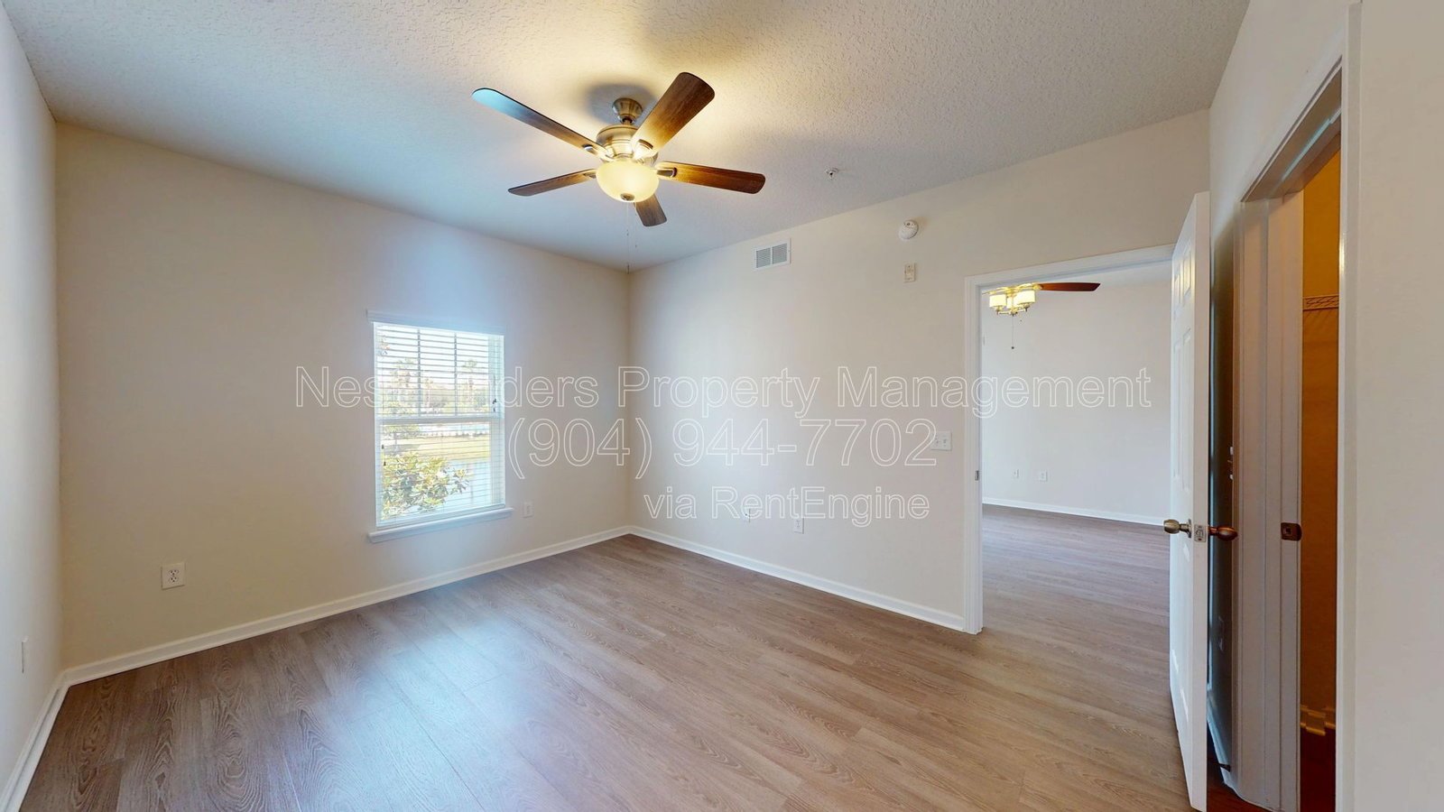 Beautiful and well-maintained condo with a gorgeous view is available now for immediate occupancy! property image
