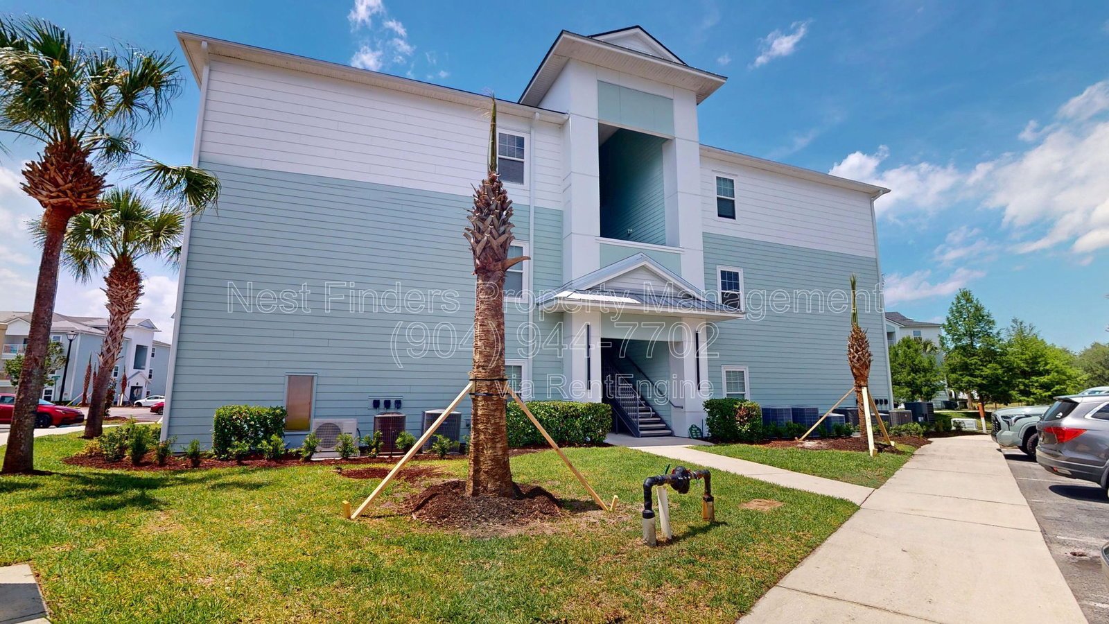 Beautiful and well-maintained condo with a gorgeous view is available now for immediate occupancy! property image