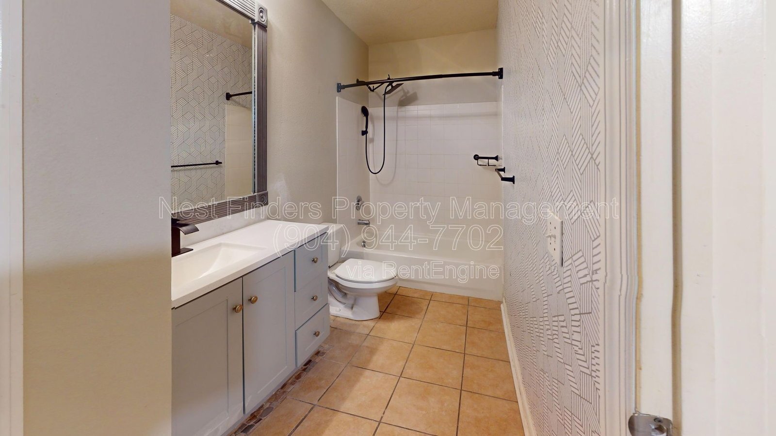 Nice 1 bedroom condo in Villas of Timberlin Parc! property image
