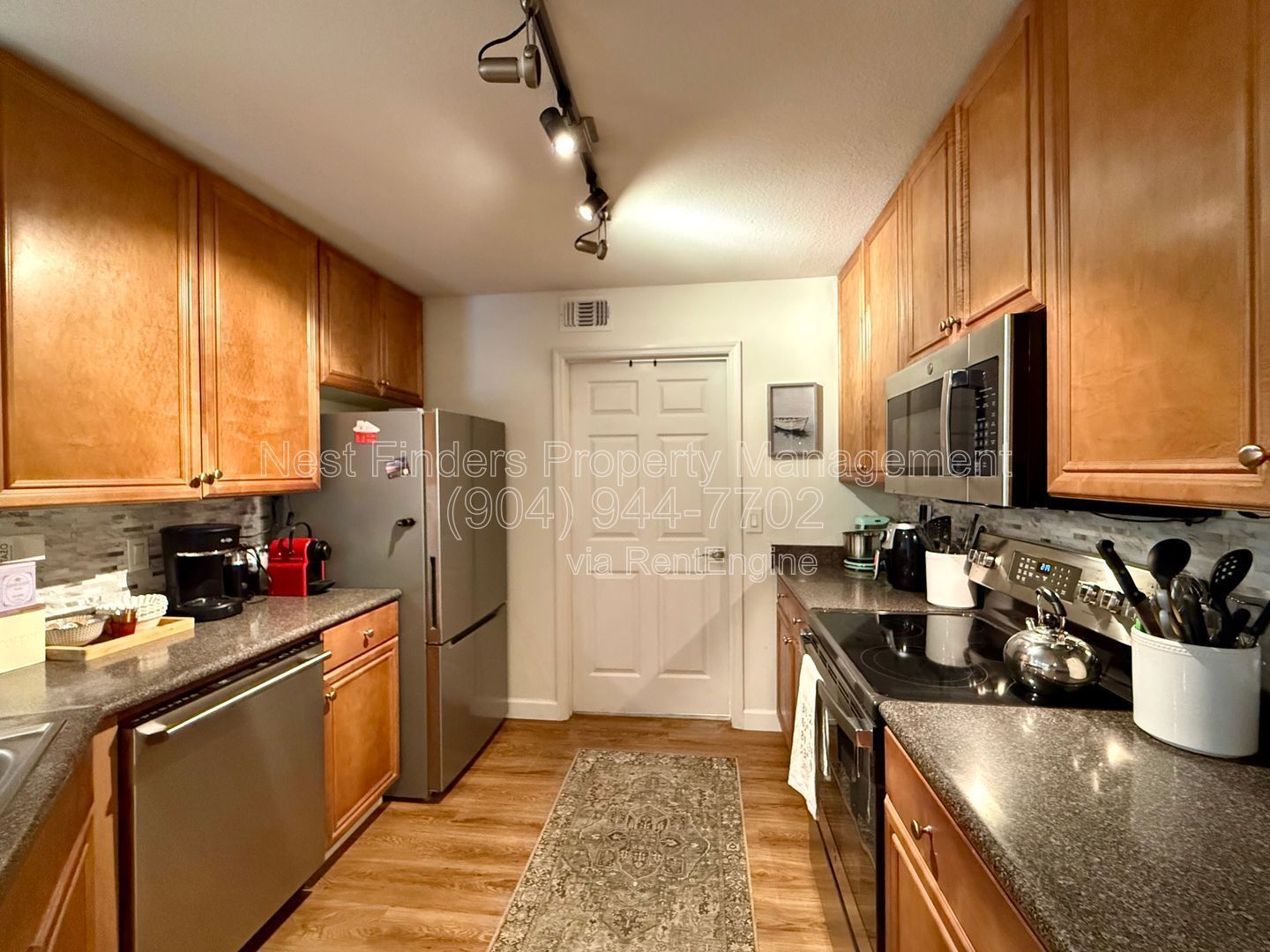 Beautiful 1-bedroom, 1-bathroom ground-floor end-unit condo located in the desirable Ocean Grove community of Ponte Vedra Beach property image