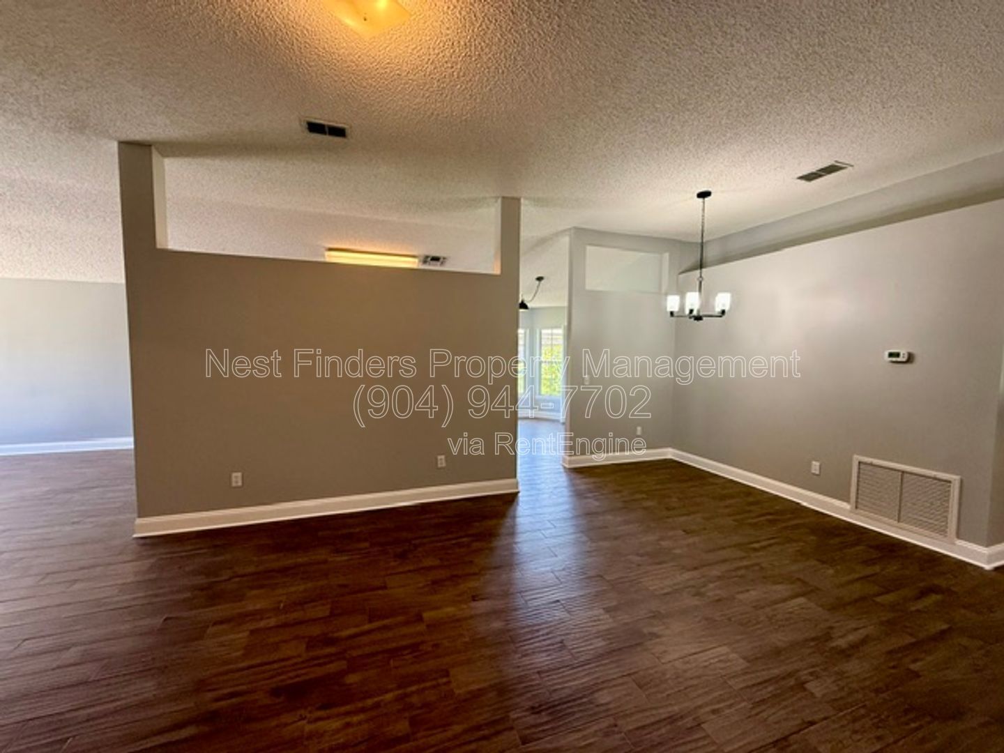 Beautifully maintained 3-bedroom, 2-bathroom home for rent in the heart of Mandarin! property image