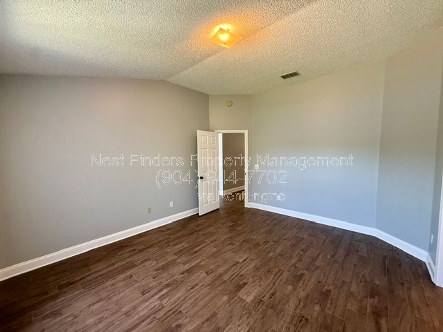 Beautifully maintained 3-bedroom, 2-bathroom home for rent in the heart of Mandarin! property image