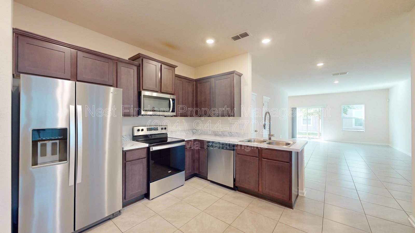 Introducing this inviting 3-bedroom, 2.5-bathroom townhome nestled in the charming community of Aralia. property image
