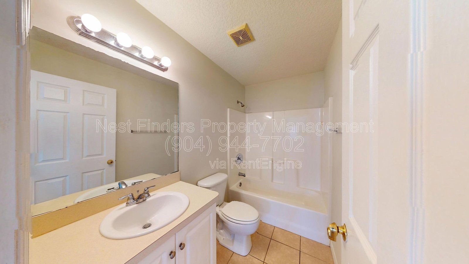Cute 3 bedroom, 2 bathroom house just minutes away from the historic area of St Augustine! property image