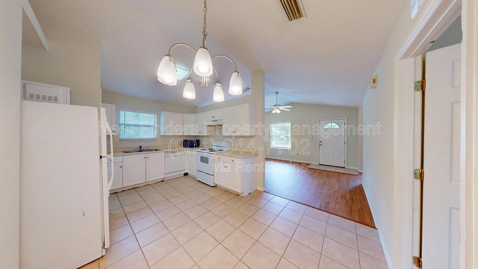 Cute 3 bedroom, 2 bathroom house just minutes away from the historic area of St Augustine! property image