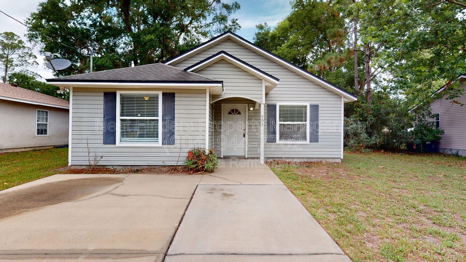Cute 3 bedroom, 2 bathroom house just minutes away from the historic area of St Augustine! property image