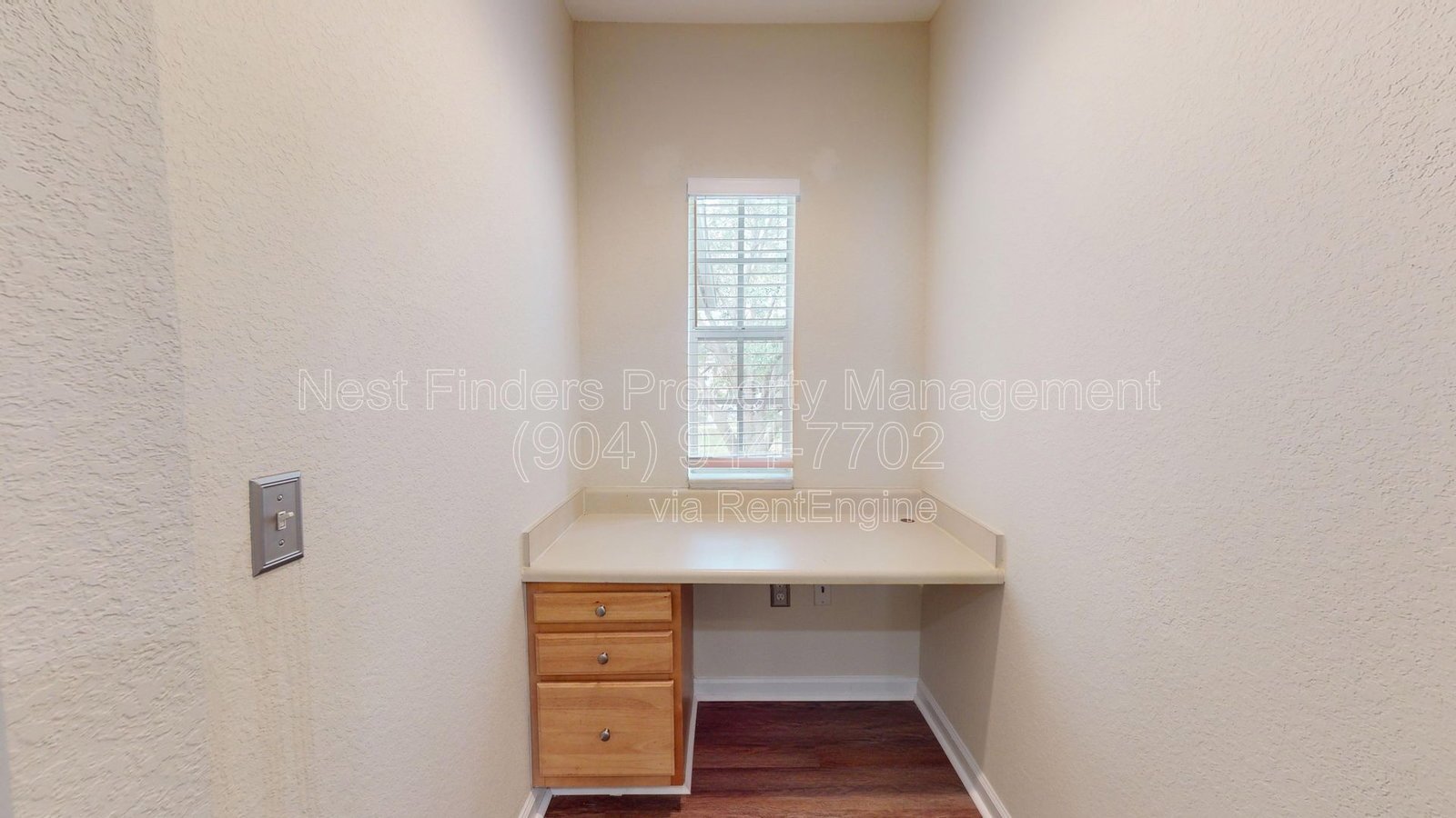 Welcome to this beautiful 3-bedroom, 2-bathroom condo located in the sought-after Mirabella community. property image