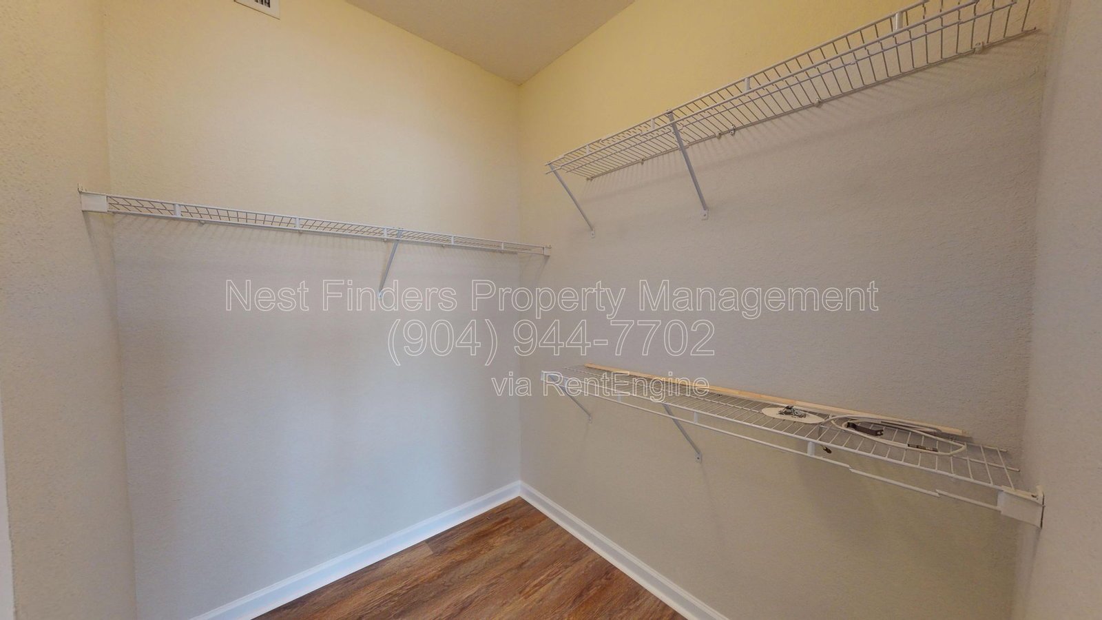Welcome to this beautiful 3-bedroom, 2-bathroom condo located in the sought-after Mirabella community. property image