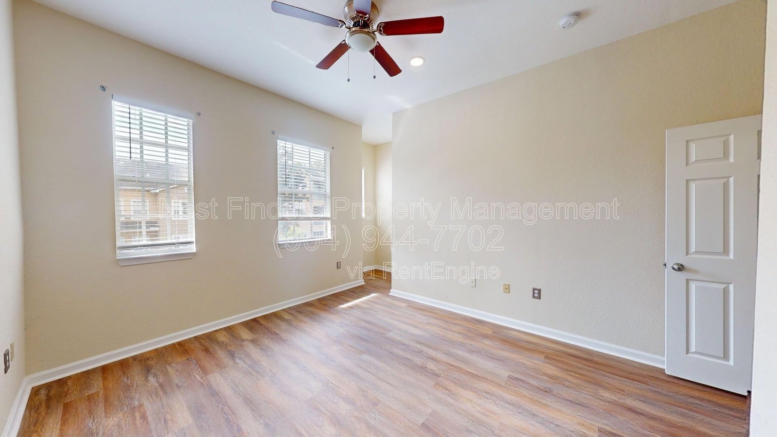 Welcome to this beautiful 3-bedroom, 2-bathroom condo located in the sought-after Mirabella community. property image