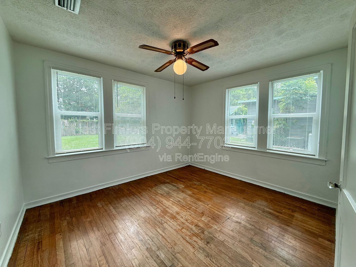 Charming 3-bedroom, 2-bath home located in the heart of Lakeshore! property image