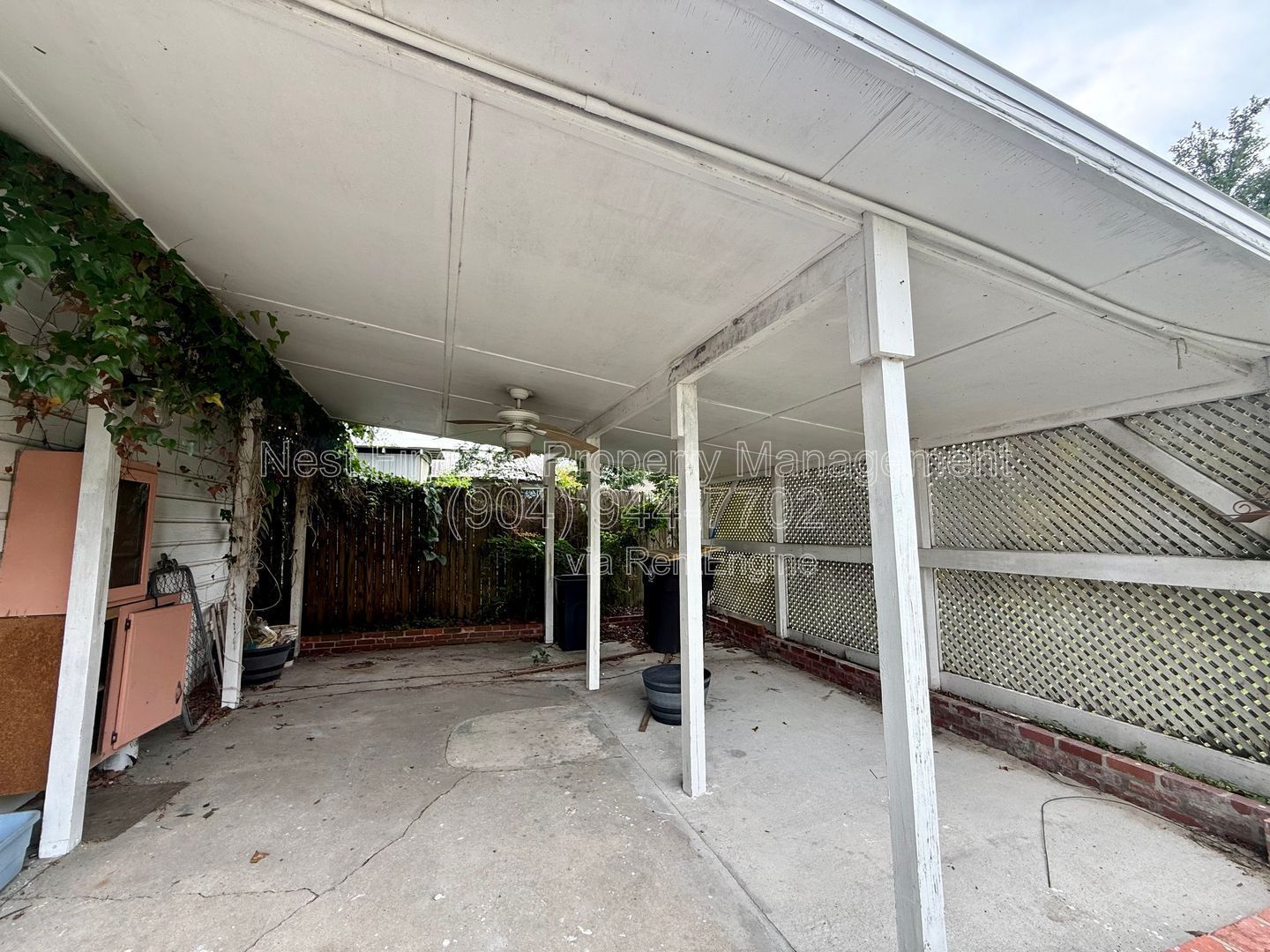 Charming 3-bedroom, 2-bath home located in the heart of Lakeshore! property image