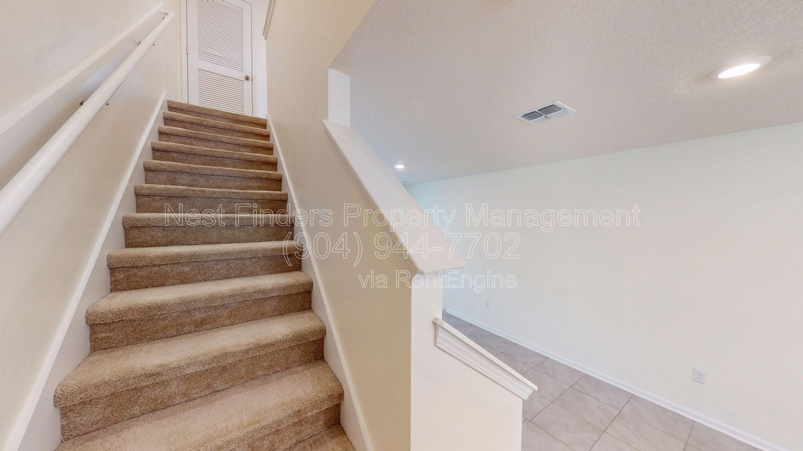 Charming 2-bedroom, 2.5-bathroom townhome for rent in the desirable Rivergate community. property image