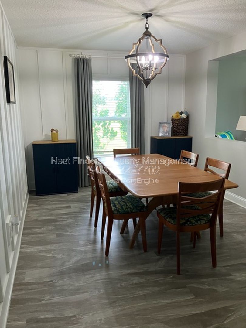 Available August 1st, with the possibility of an earlier move-in upon approval property image