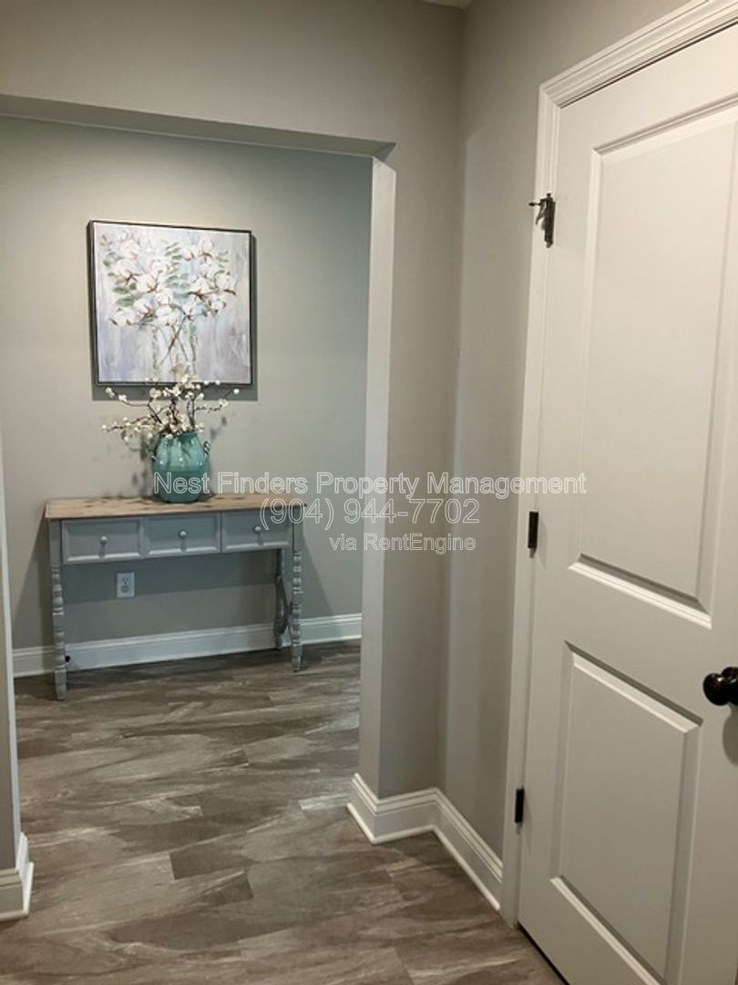 Available August 1st, with the possibility of an earlier move-in upon approval property image
