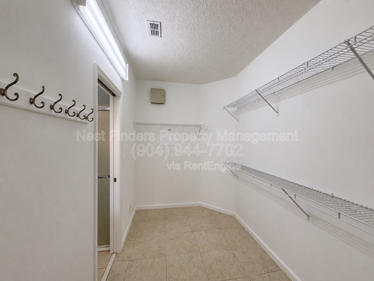 Spacious 3-bedroom, 2-bath home with a 2-car garage property image