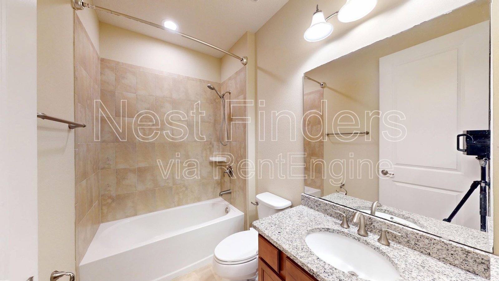 Beautifully maintained 3-bedroom, 2-bathroom home available for rent in the highly sought-after community of Palencia property image