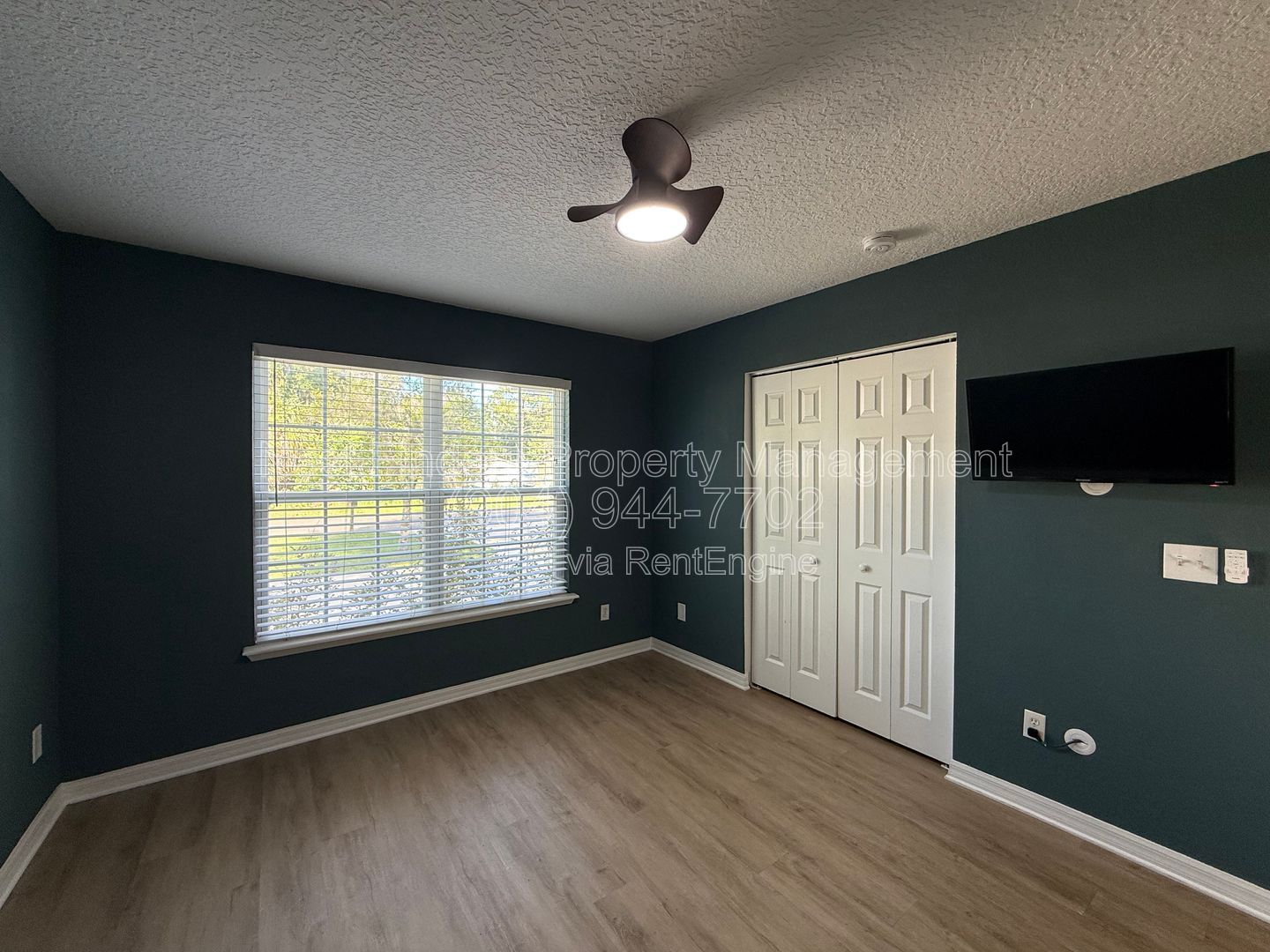 Well-maintained 3-bedroom, 2-bath home situated on a spacious, fully fenced lot just minutes from Historic Downtown St. Augustine and Flagler College property image
