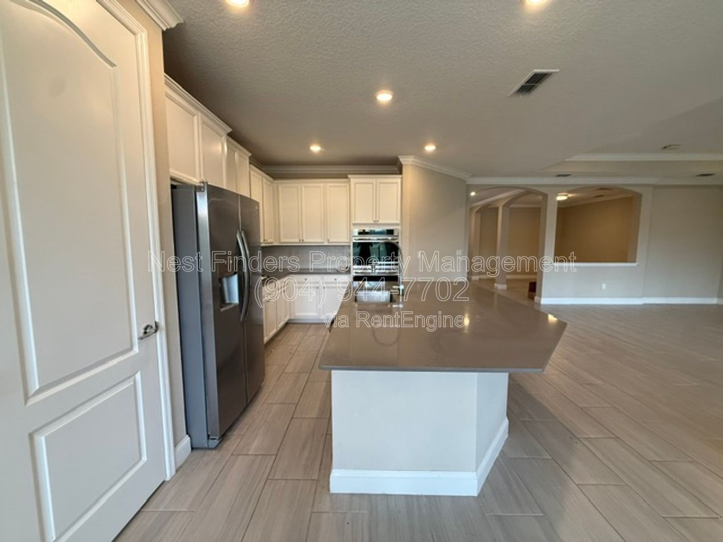 Welcome home to this spacious 4-bedroom, 2-bathroom home located in the desirable Creekside at Twin Creeks community. property image