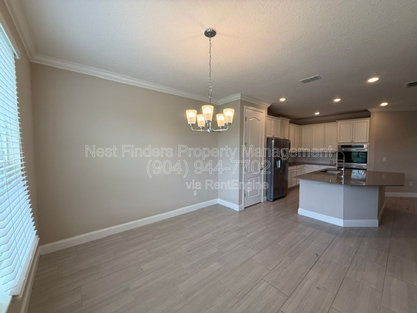 Welcome home to this spacious 4-bedroom, 2-bathroom home located in the desirable Creekside at Twin Creeks community. property image