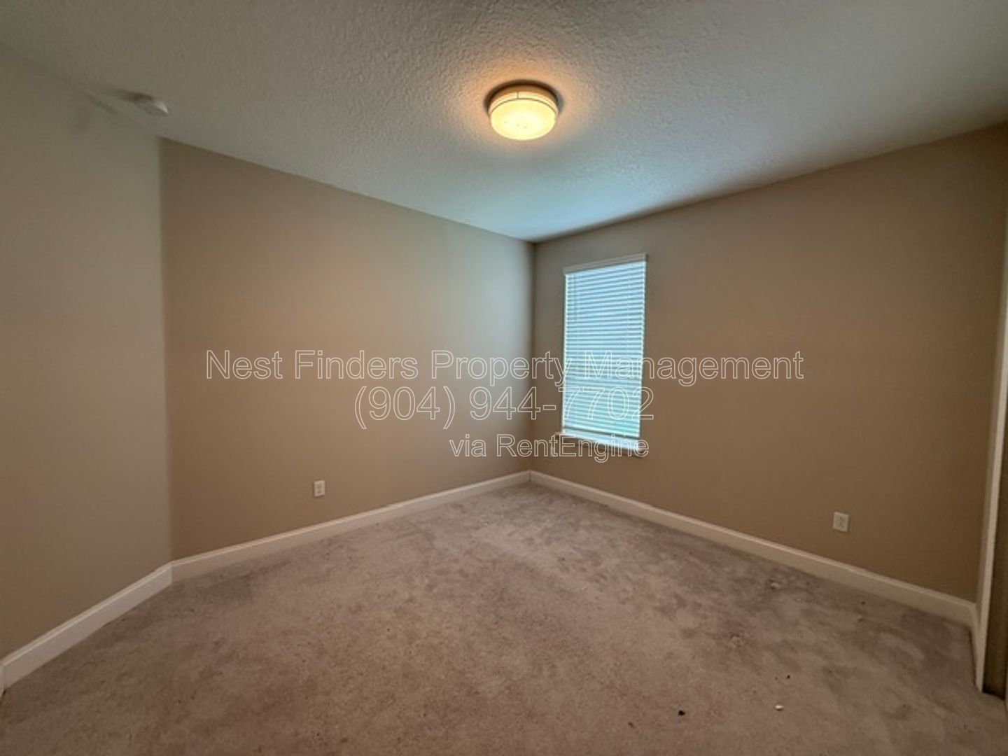 Welcome home to this spacious 4-bedroom, 2-bathroom home located in the desirable Creekside at Twin Creeks community. property image