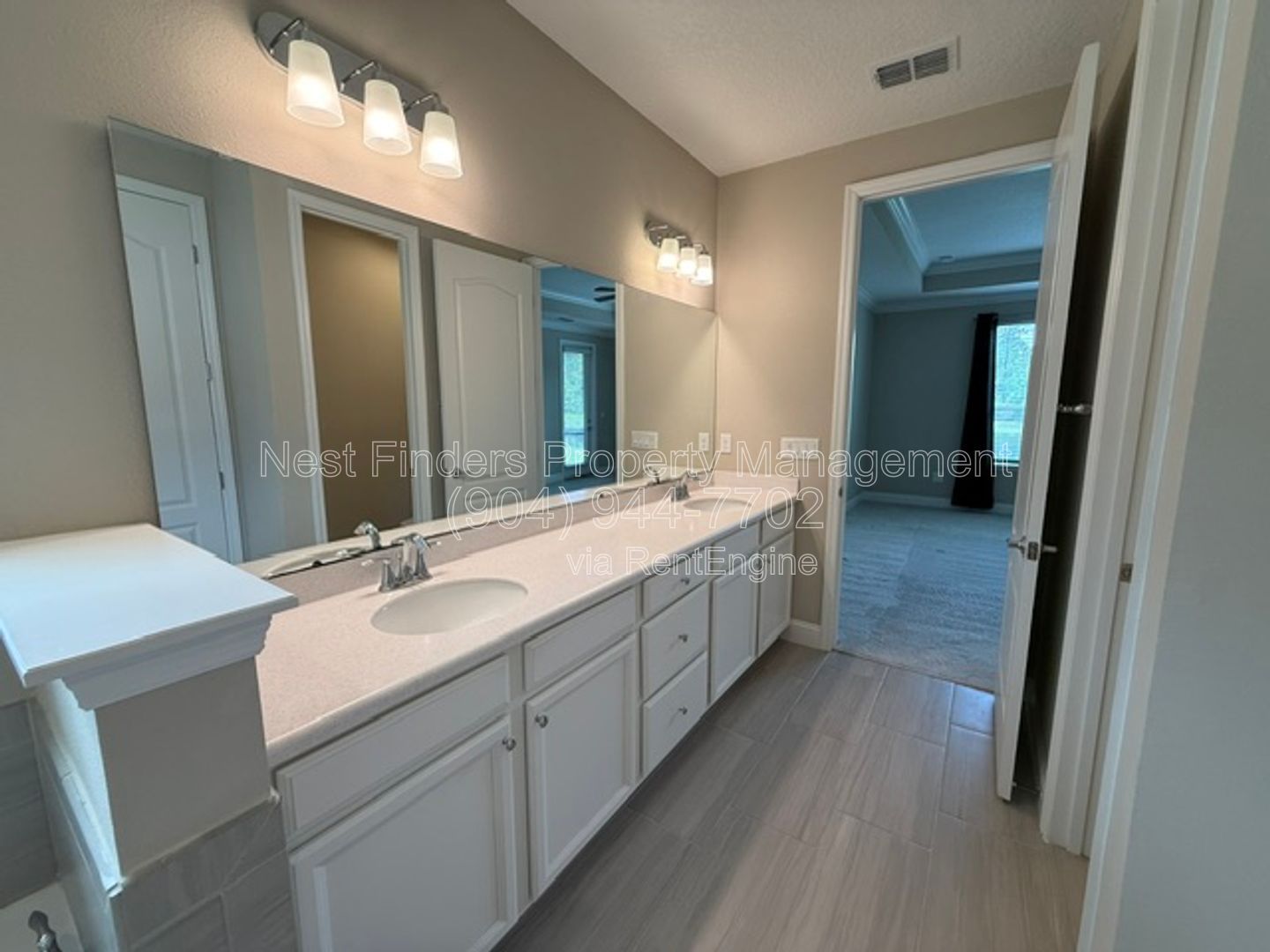 Welcome home to this spacious 4-bedroom, 2-bathroom home located in the desirable Creekside at Twin Creeks community. property image