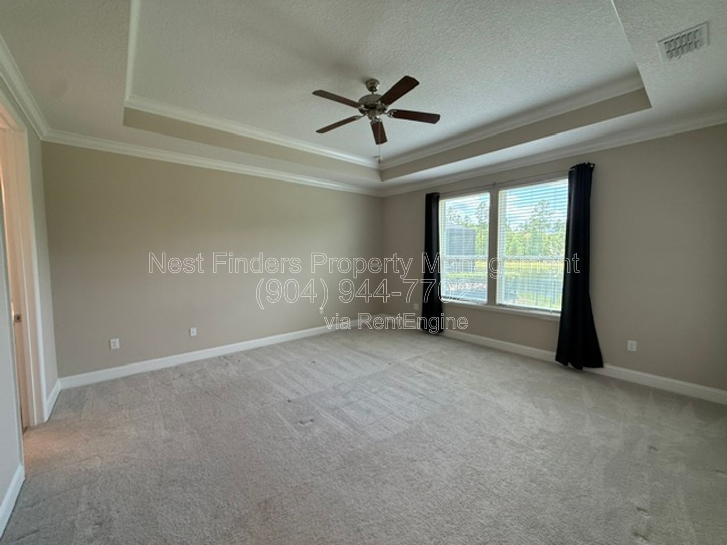 Welcome home to this spacious 4-bedroom, 2-bathroom home located in the desirable Creekside at Twin Creeks community. property image