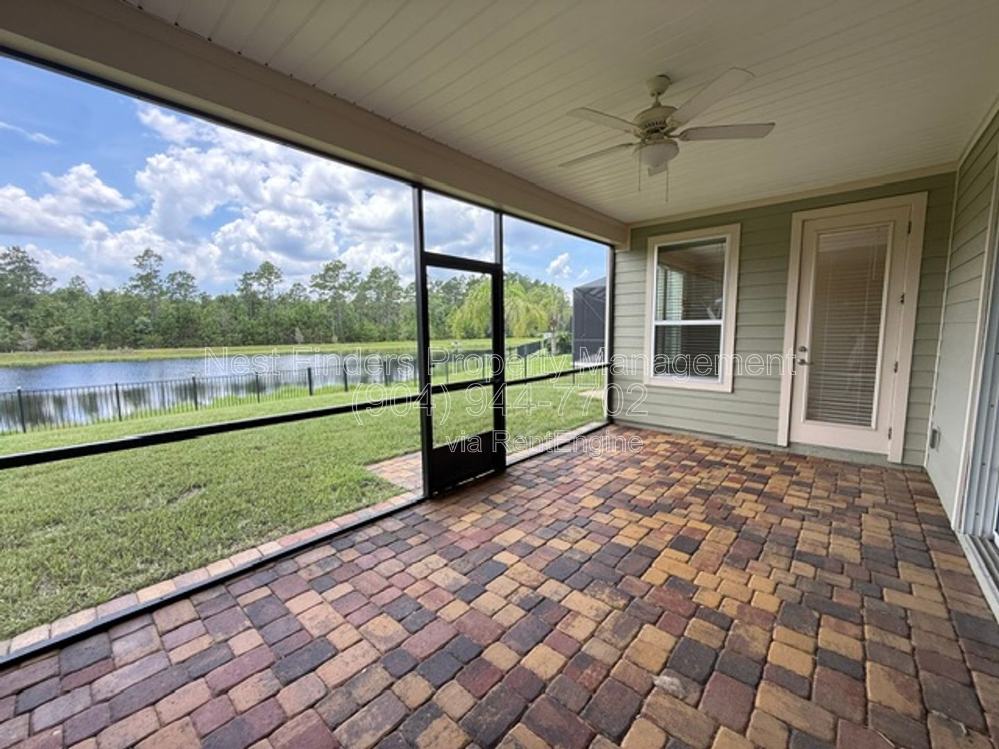 Welcome home to this spacious 4-bedroom, 2-bathroom home located in the desirable Creekside at Twin Creeks community. property image