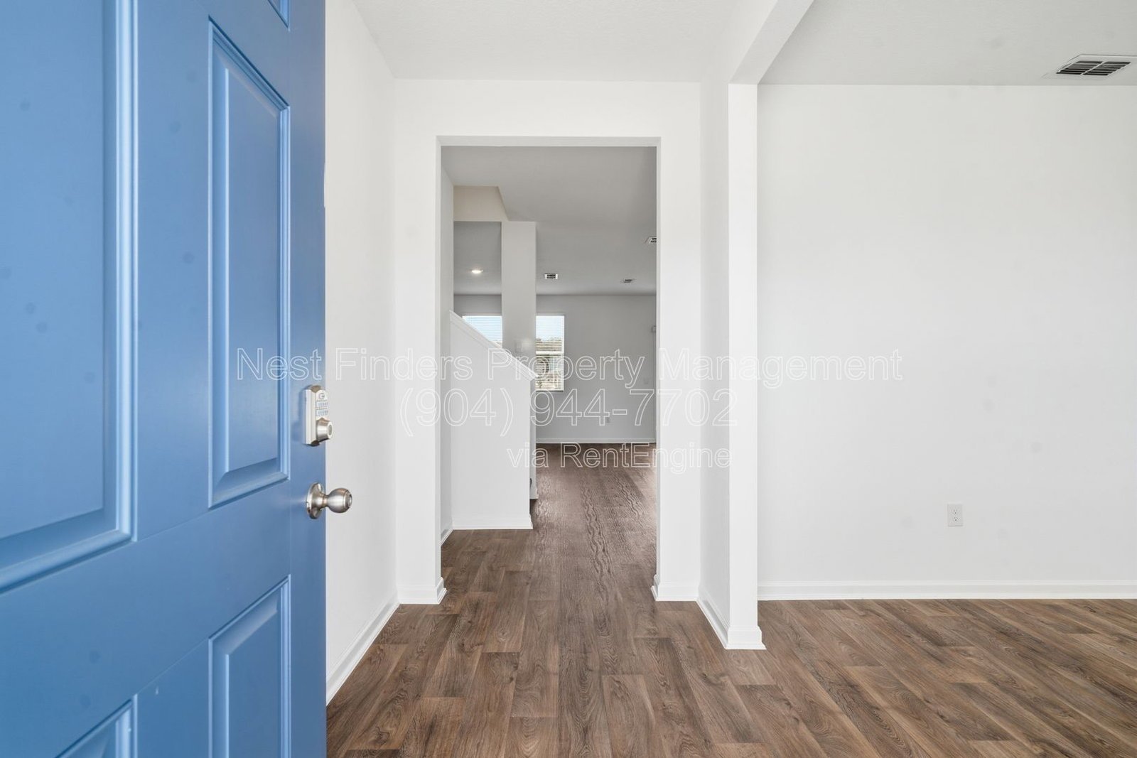 Like-new 5-bedroom, 3-bathroom home for rent in the highly desirable Entrada community property image