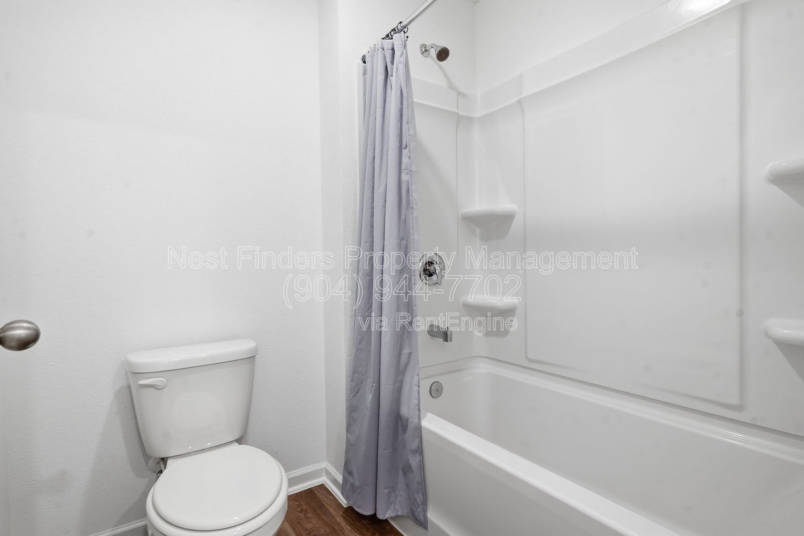 Like-new 5-bedroom, 3-bathroom home for rent in the highly desirable Entrada community property image