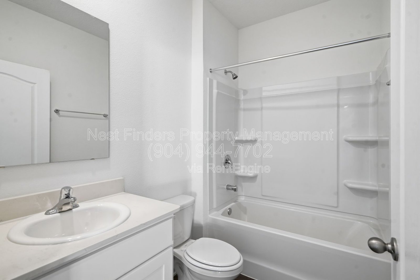 Like-new 5-bedroom, 3-bathroom home for rent in the highly desirable Entrada community property image