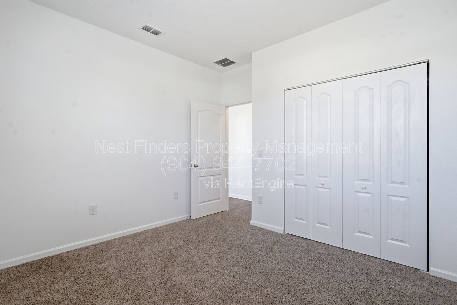 Like-new 5-bedroom, 3-bathroom home for rent in the highly desirable Entrada community property image