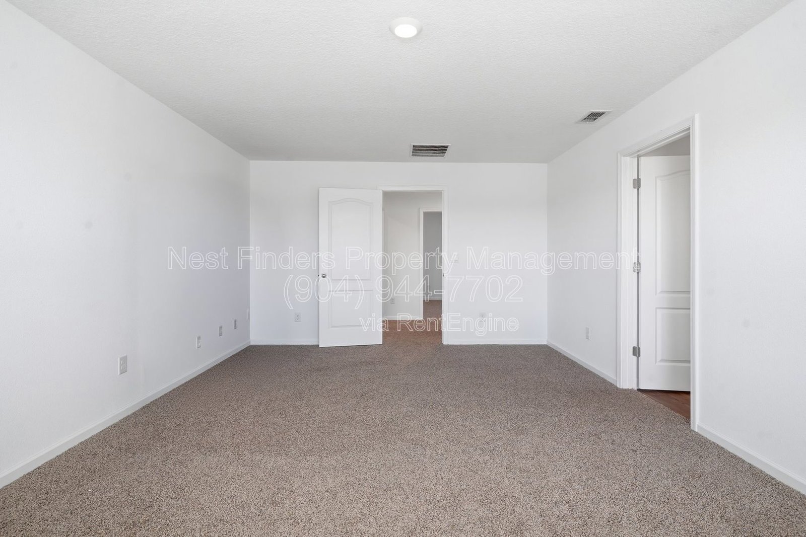 Like-new 5-bedroom, 3-bathroom home for rent in the highly desirable Entrada community property image