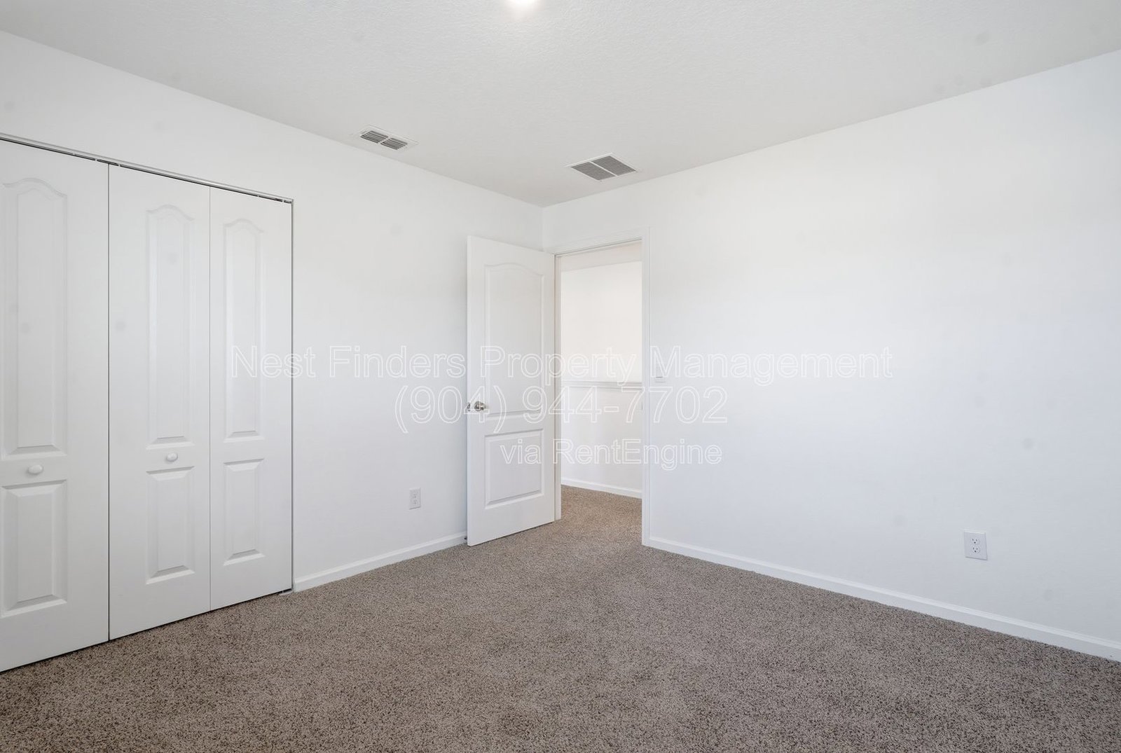 Like-new 5-bedroom, 3-bathroom home for rent in the highly desirable Entrada community property image