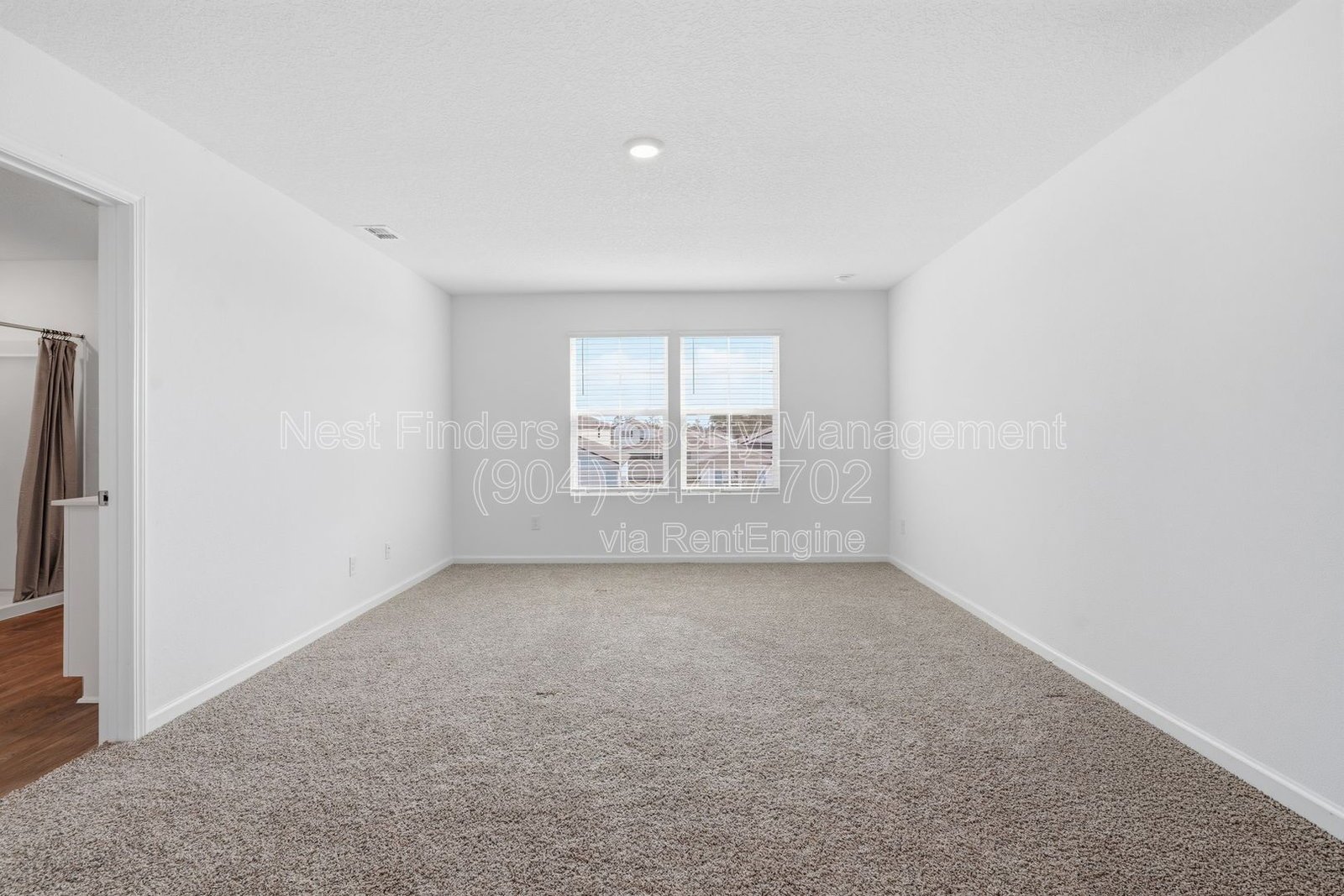 Like-new 5-bedroom, 3-bathroom home for rent in the highly desirable Entrada community property image